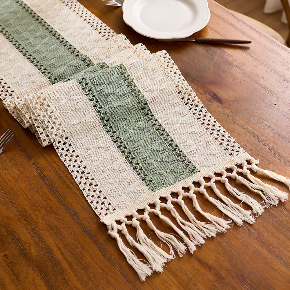 Aven Linen Table Runner