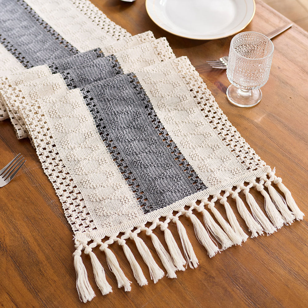 Aven Linen Table Runner
