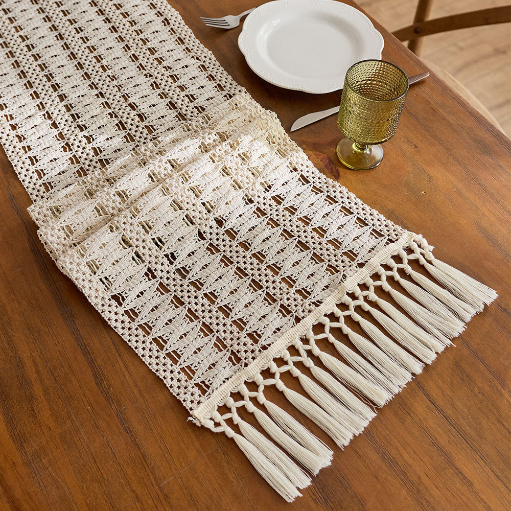 Aven Linen Table Runner