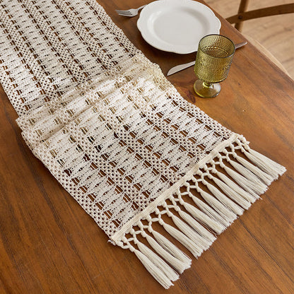 Aven Linen Table Runner