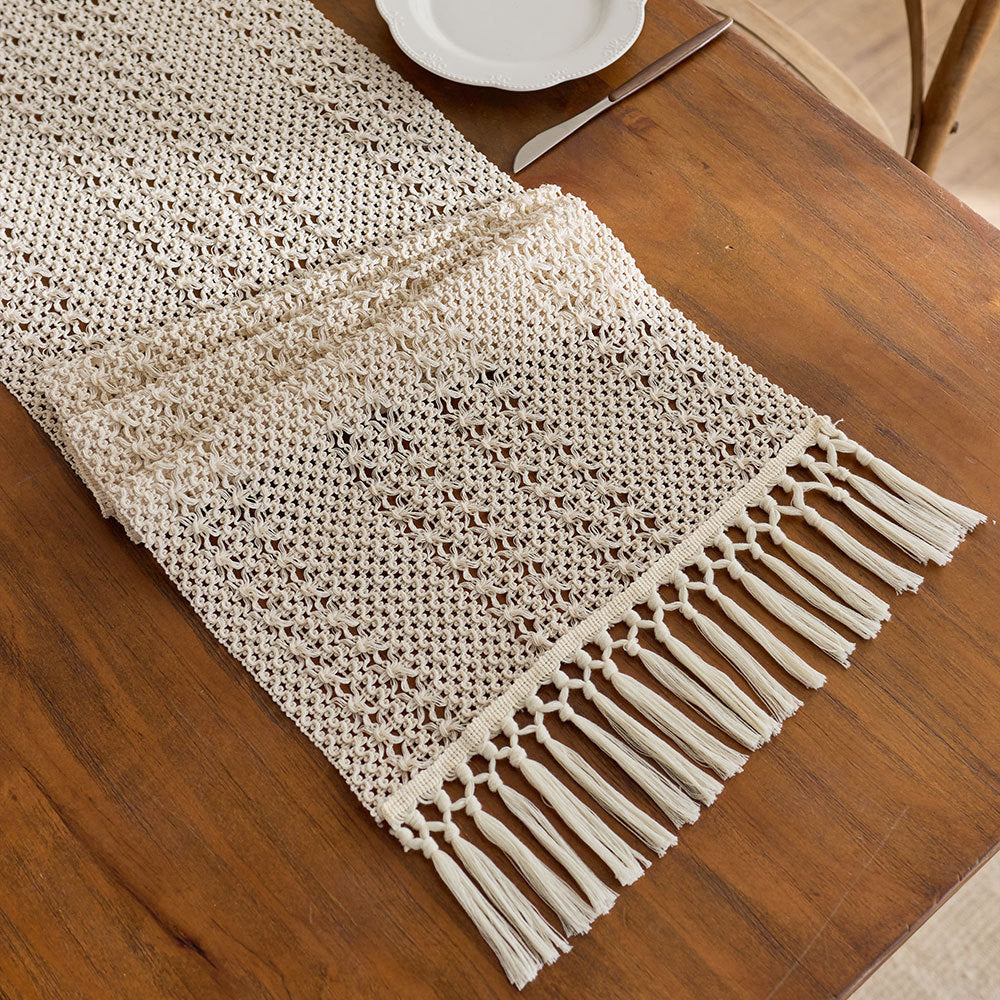 Aven Linen Table Runner