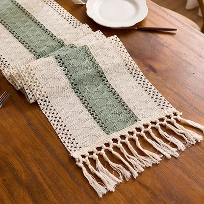 Aven Linen Table Runner
